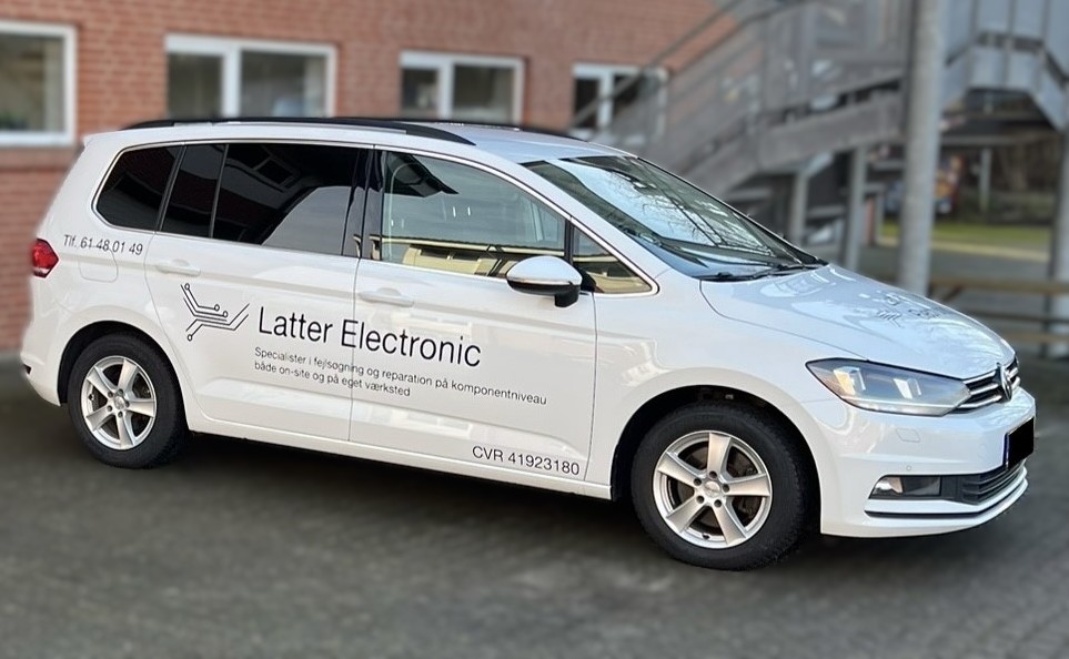 Latter Electronic's service car ready for dispatch — on-site troubleshooting at the customer's site